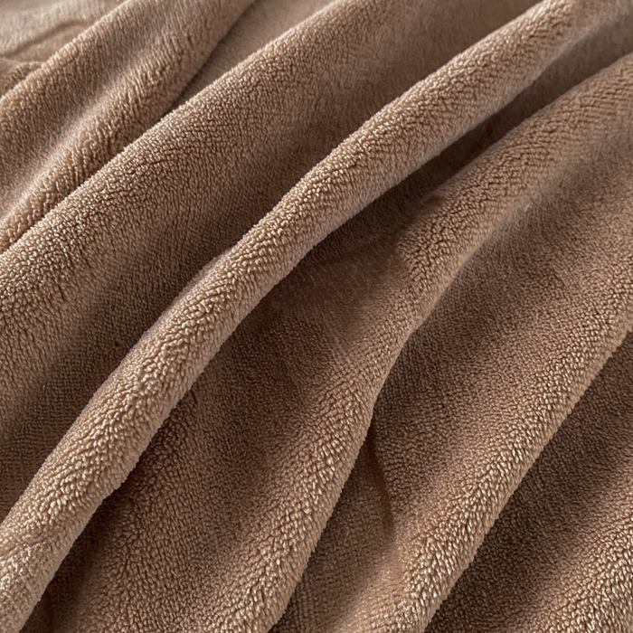 91家纺网 家纺一手货源 找家纺 艾佳 2025新款A类全高克重雕花烂花刺绣牛奶绒四件套-小H系列 小H奶茶咖