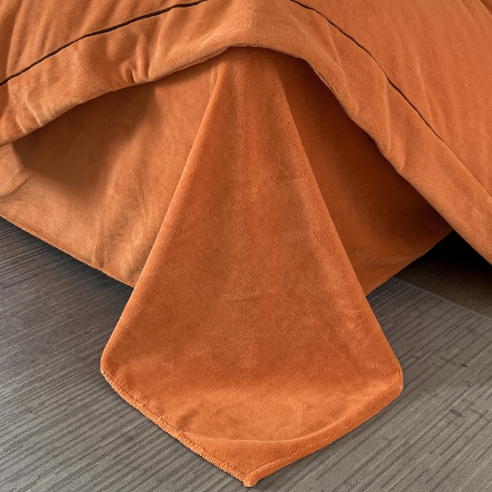 91家纺网 家纺一手货源 找家纺 艾佳 2025新款A类全高克重雕花烂花刺绣牛奶绒四件套-小H系列 小H爱玛橙