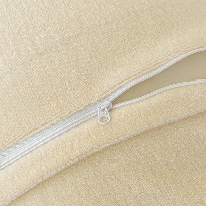 91家纺网 家纺一手货源 找家纺 艾佳 2025新款高克重超柔牛奶绒婴儿绒雕花烂花四件套-山茶花系列 山茶花-韩版奶酪白