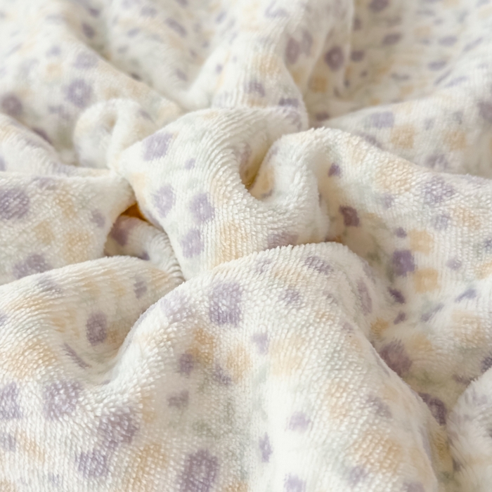 91家纺网 家纺一手货源 找家纺 花满路 2025新款小清新羊羔绒毛毯毯子 软糖妹妹