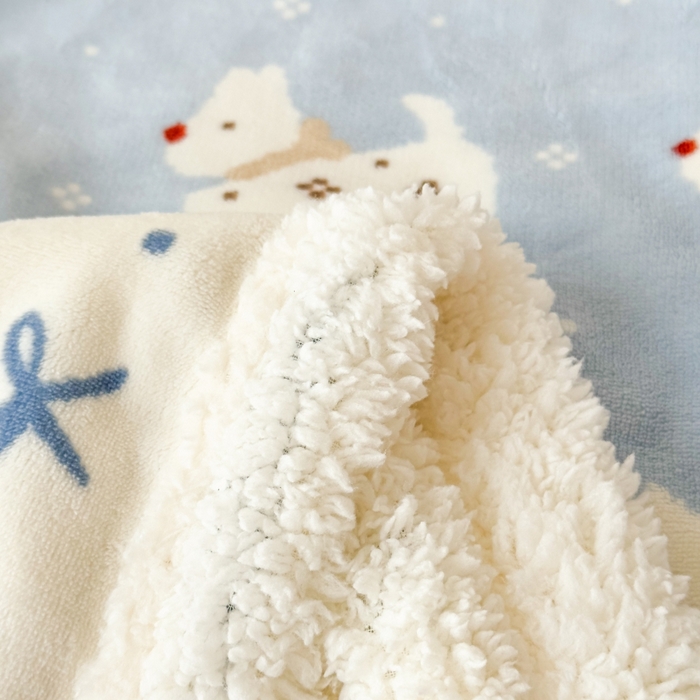 91家纺网 家纺一手货源 找家纺 花满路 2025新款小清新羊羔绒毛毯毯子 小汪星人
