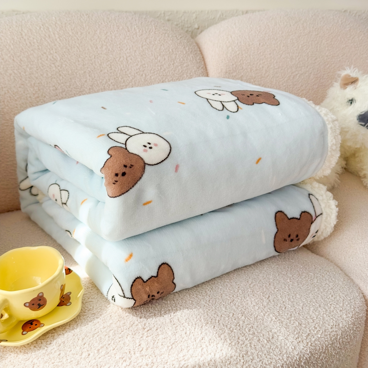 91家纺网 家纺一手货源 找家纺 花满路 2025新款小清新羊羔绒毛毯毯子 可可熊兔