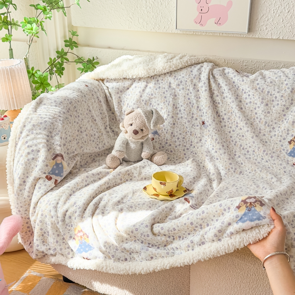 91家纺网 家纺一手货源 找家纺 花满路 2025新款小清新羊羔绒毛毯毯子 软糖妹妹