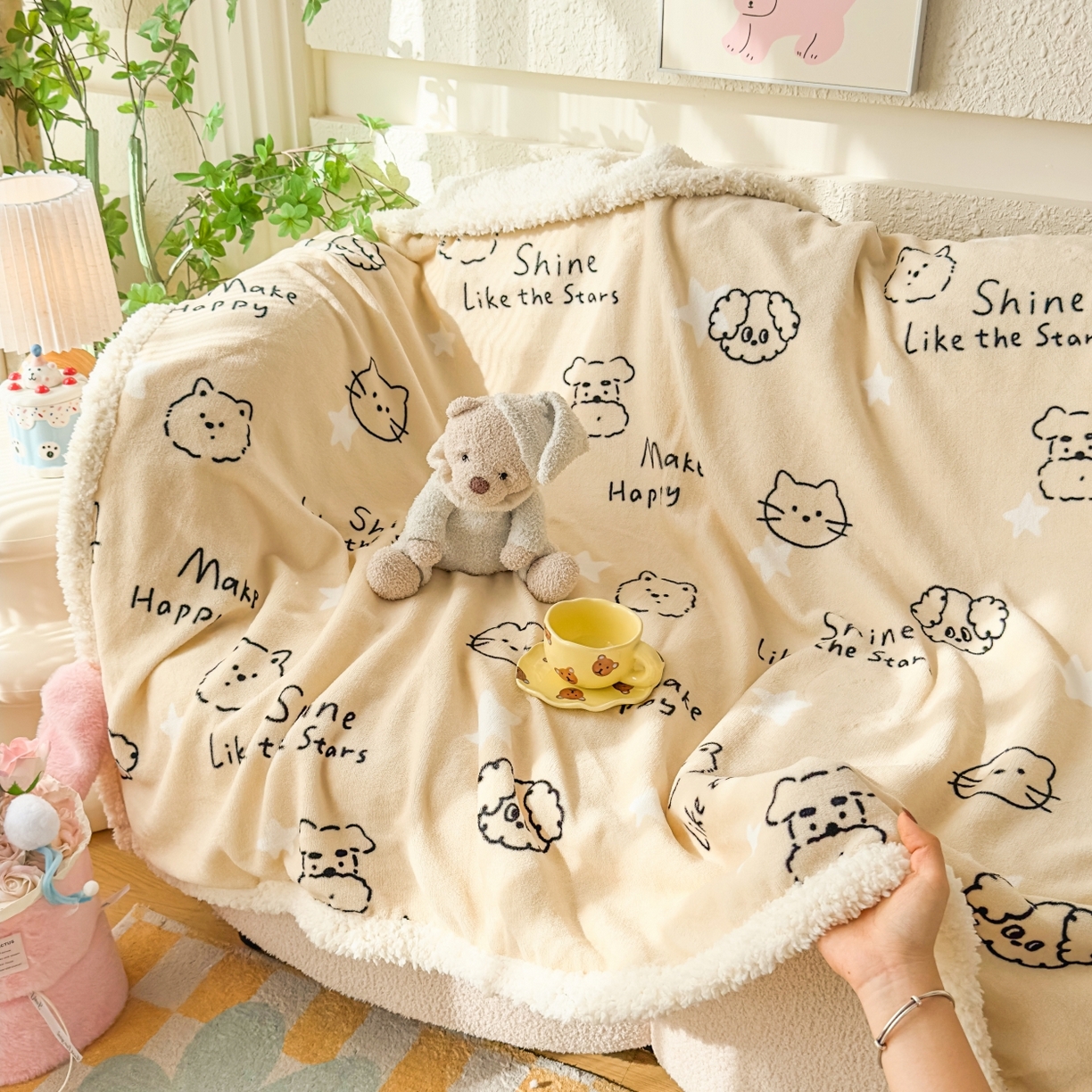 91家纺网 家纺一手货源 找家纺 花满路 2025新款小清新羊羔绒毛毯毯子 喵呜汪仔