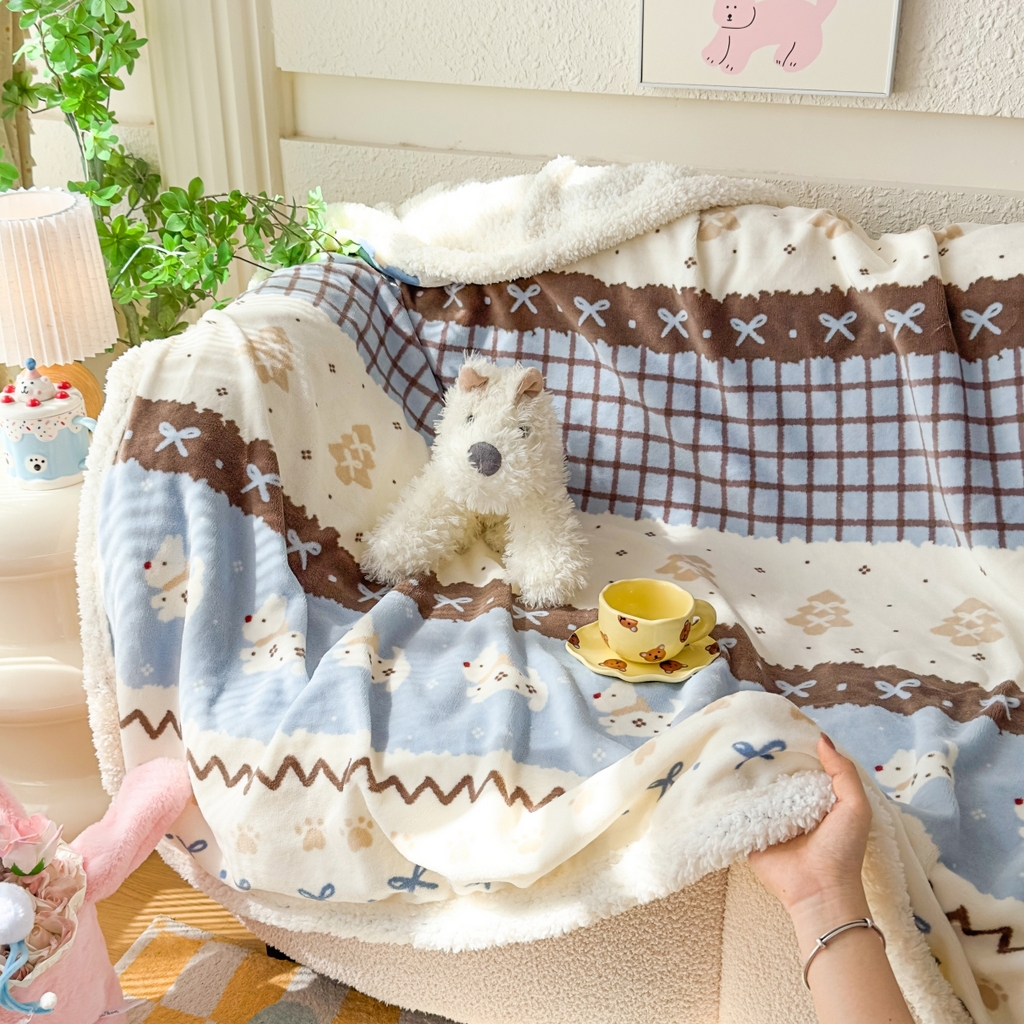 91家纺网 家纺一手货源 找家纺 花满路 2025新款小清新羊羔绒毛毯毯子 小汪星人