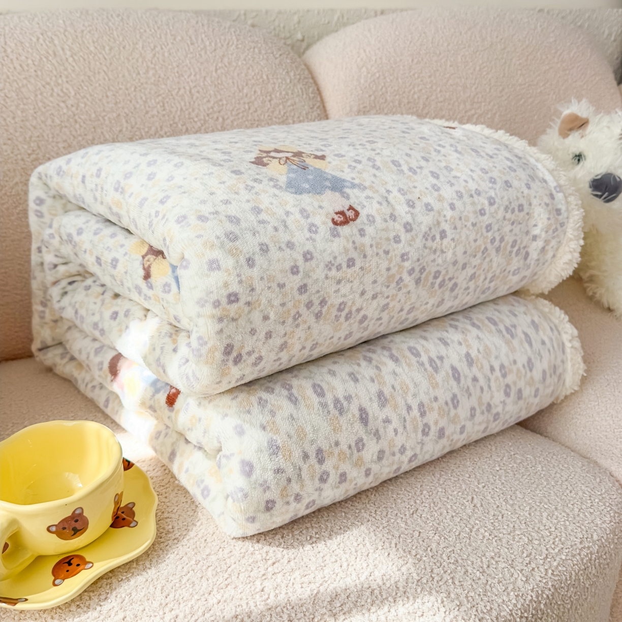 91家纺网 家纺一手货源 找家纺 花满路 2025新款小清新羊羔绒毛毯毯子 软糖妹妹