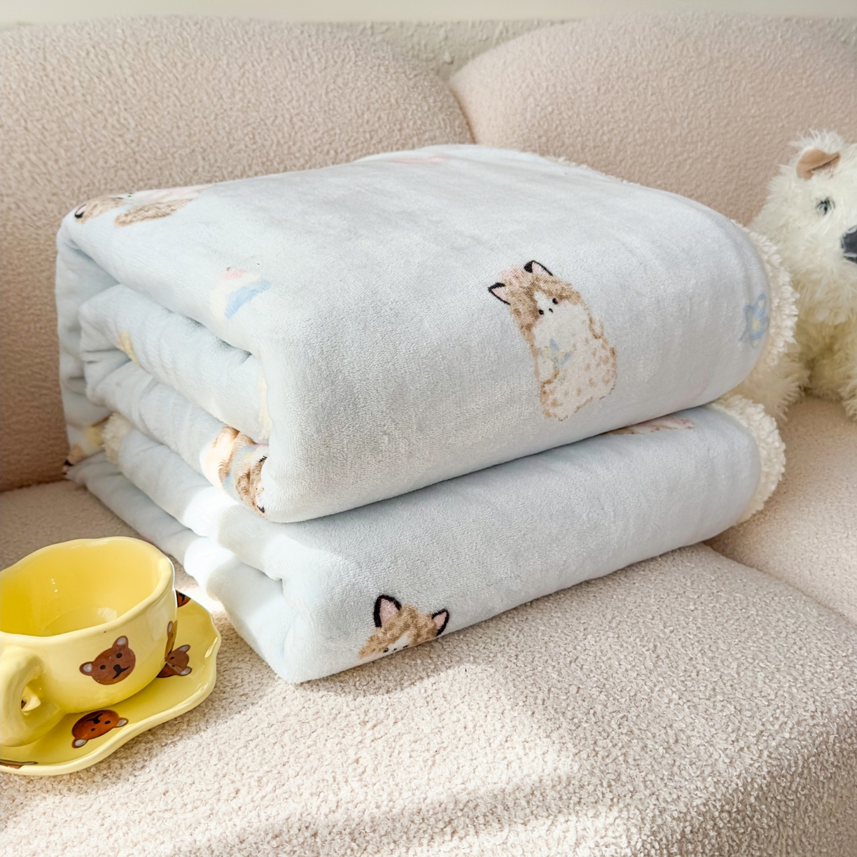 91家纺网 家纺一手货源 找家纺 花满路 2025新款小清新羊羔绒毛毯毯子 雪球咪咪