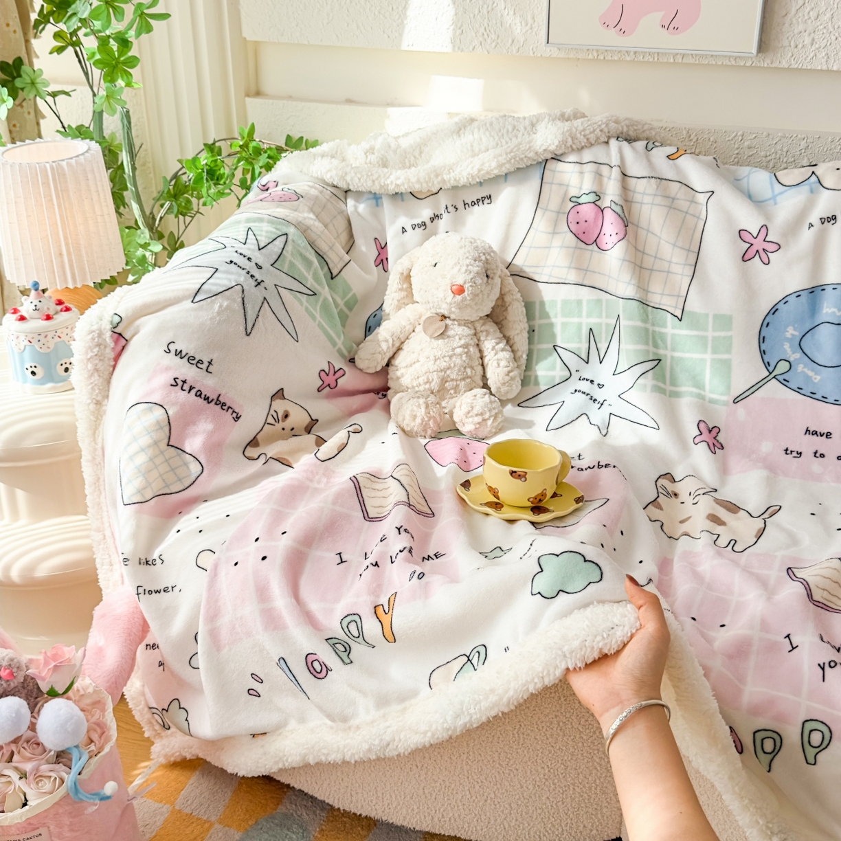 91家纺网 家纺一手货源 找家纺 花满路 2025新款小清新羊羔绒毛毯毯子 绒绒萌友