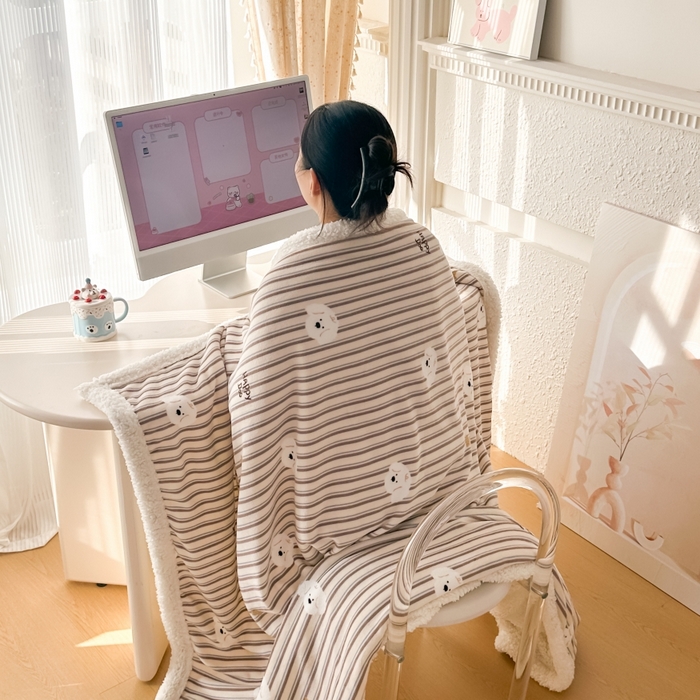 91家纺网 家纺一手货源 找家纺 花满路 2025新款小清新羊羔绒毛毯毯子 线条小狗