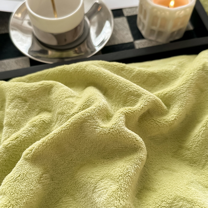 91家纺网 家纺一手货源 找家纺 艾佳 2025新款华夫格高克重牛奶绒雕花三角贝壳边工艺加厚保暖四件套 华夫格奶绿