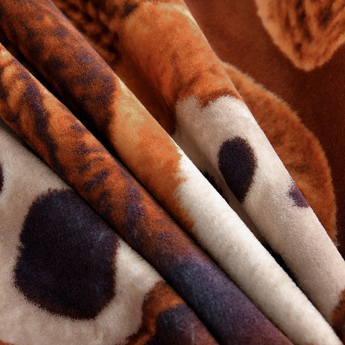 91家纺网 家纺一手货源 找家纺 雅芝蓝 2025新款8-9斤高克重印花牛奶绒四件套保暖绒套件直播爆款 萌趣熊