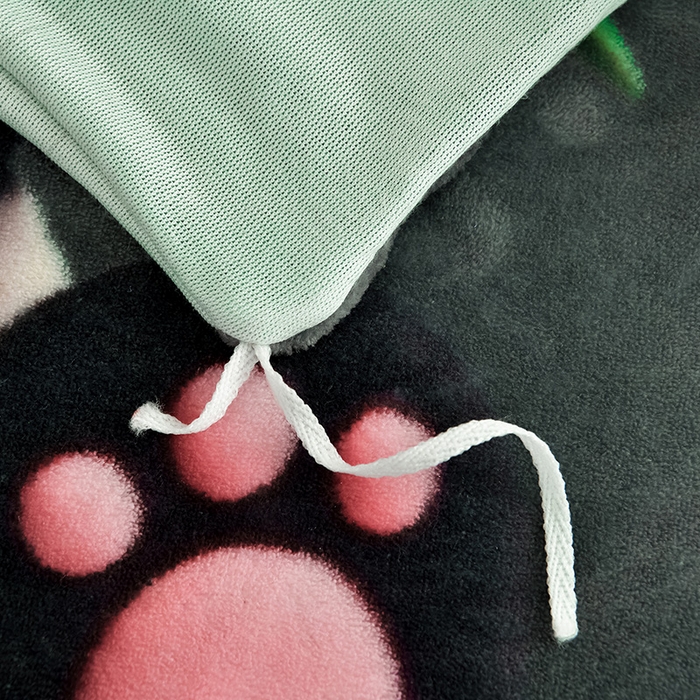 91家纺网 家纺一手货源 找家纺 雅芝蓝 2025新款8-9斤高克重印花牛奶绒四件套保暖绒套件直播爆款 熊抱竹-灰