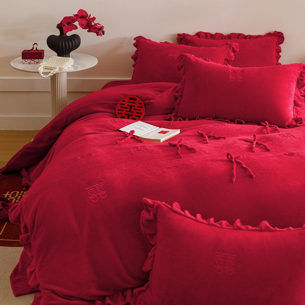 91家纺网 家纺一手货源 找家纺 （总）苏源家居 2025新款花边蝴蝶刺绣款婚庆四件套