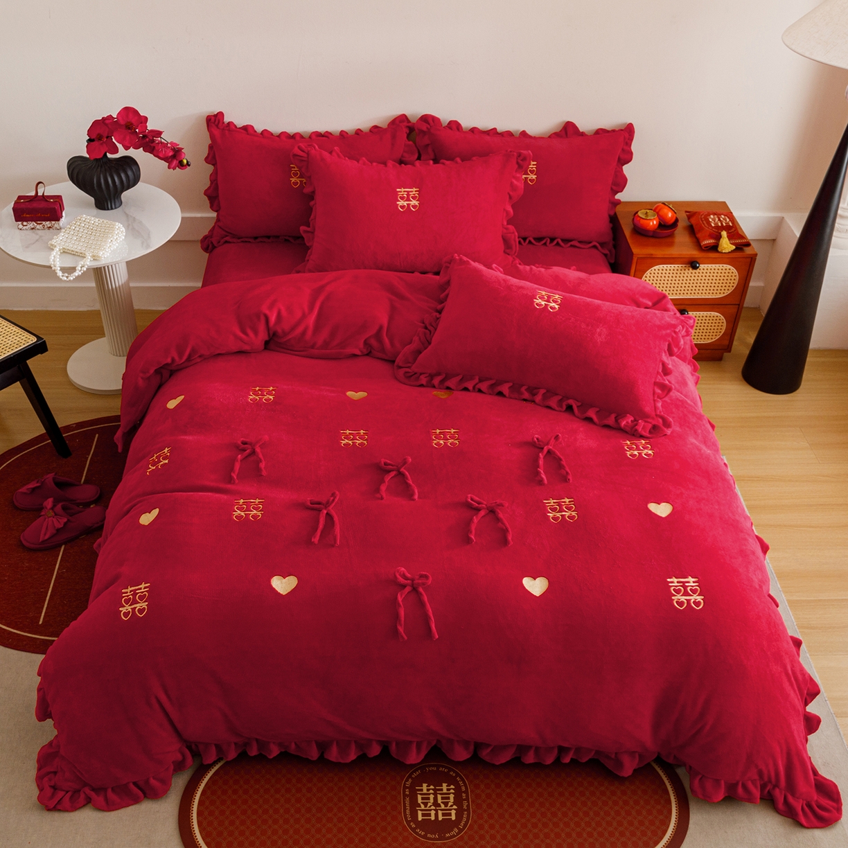 91家纺网 家纺一手货源 找家纺 苏源家居 2025新款婚庆加厚牛奶绒荷叶边刺绣结婚四件套 绒-喜愿-金色