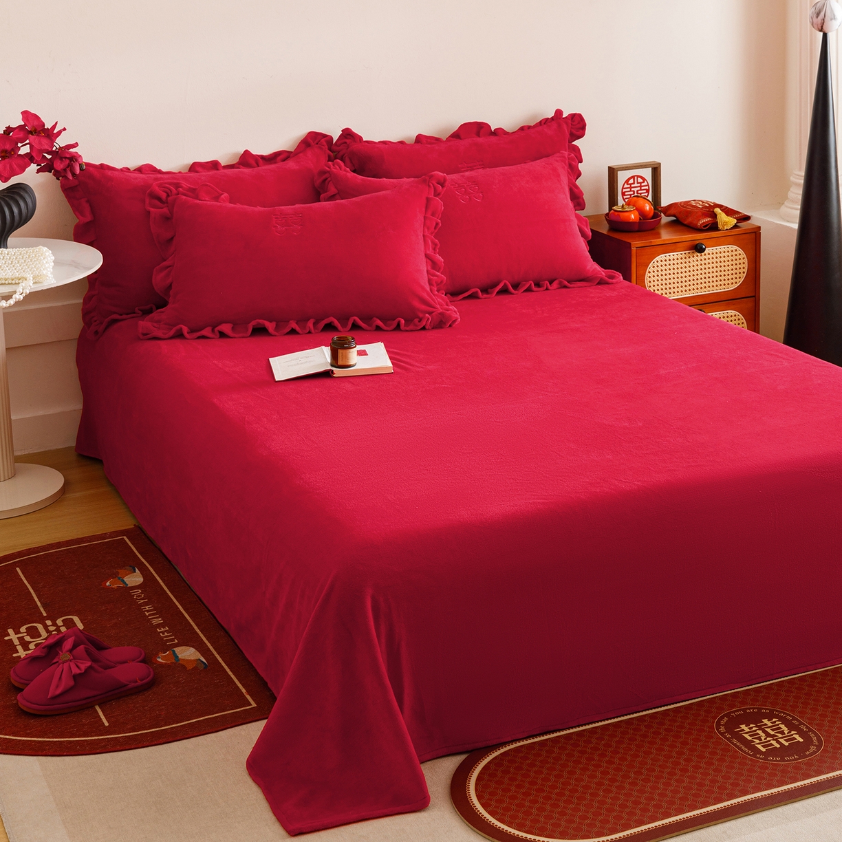 91家纺网 家纺一手货源 找家纺 （总）苏源家居 2025新款婚庆加厚牛奶绒荷叶边刺绣结婚四件套