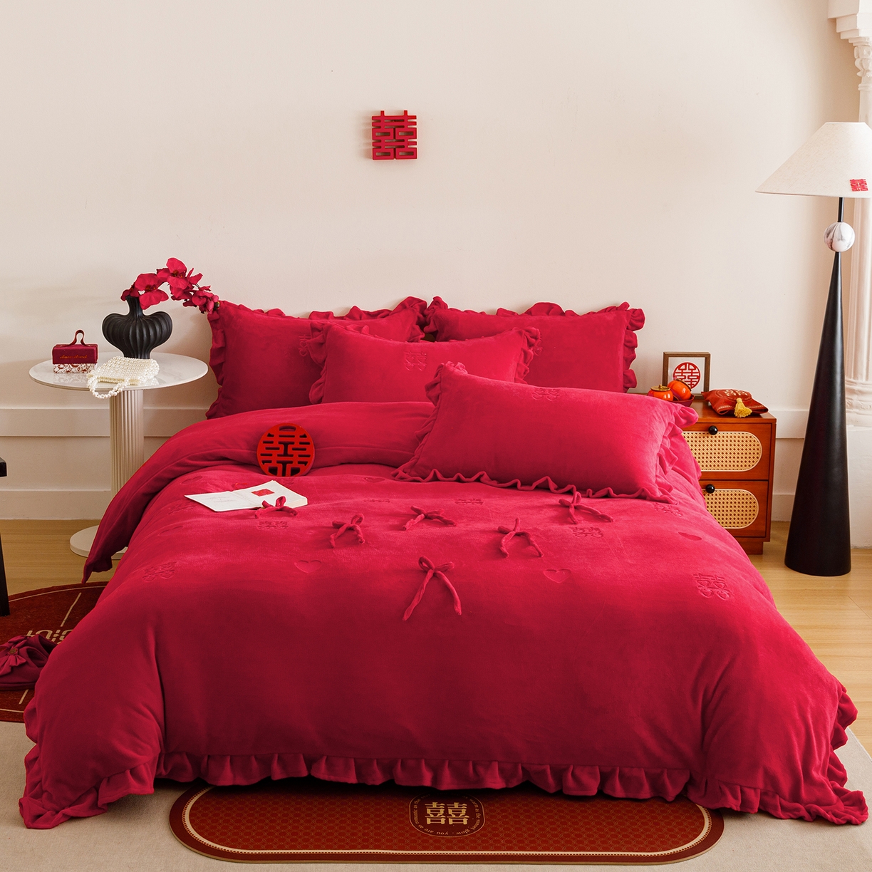 91家纺网 家纺一手货源 找家纺 （总）苏源家居 2025新款婚庆加厚牛奶绒荷叶边刺绣结婚四件套