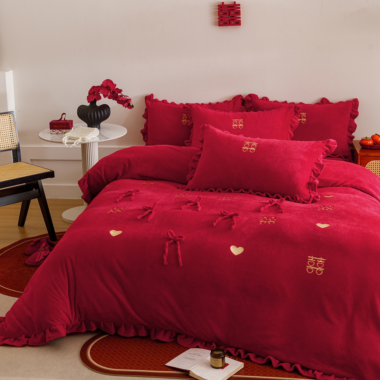 91家纺网 家纺一手货源 找家纺 苏源家居 2025新款婚庆加厚牛奶绒荷叶边刺绣结婚四件套 绒-喜愿-金色