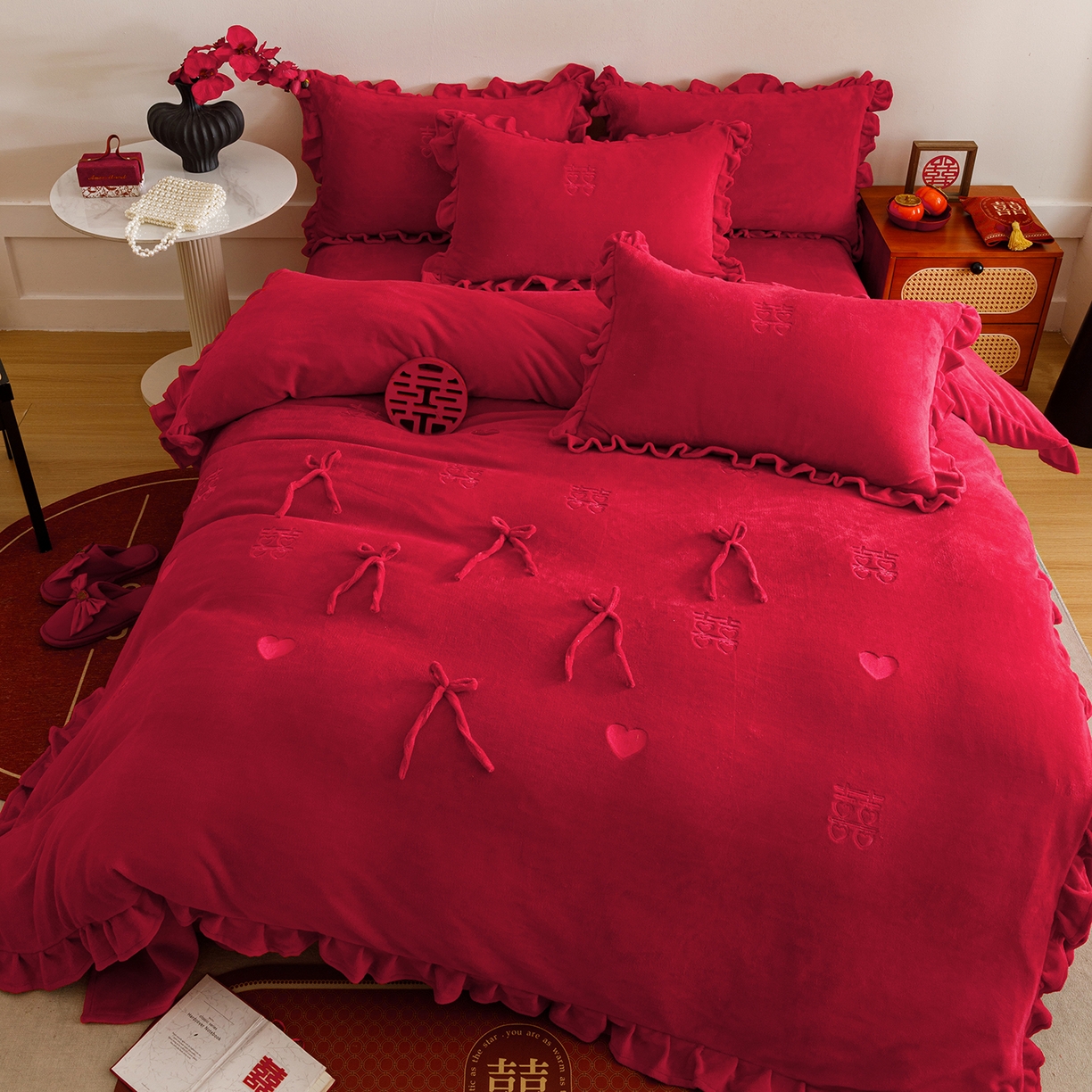 91家纺网 家纺一手货源 找家纺 （总）苏源家居 2025新款婚庆加厚牛奶绒荷叶边刺绣结婚四件套