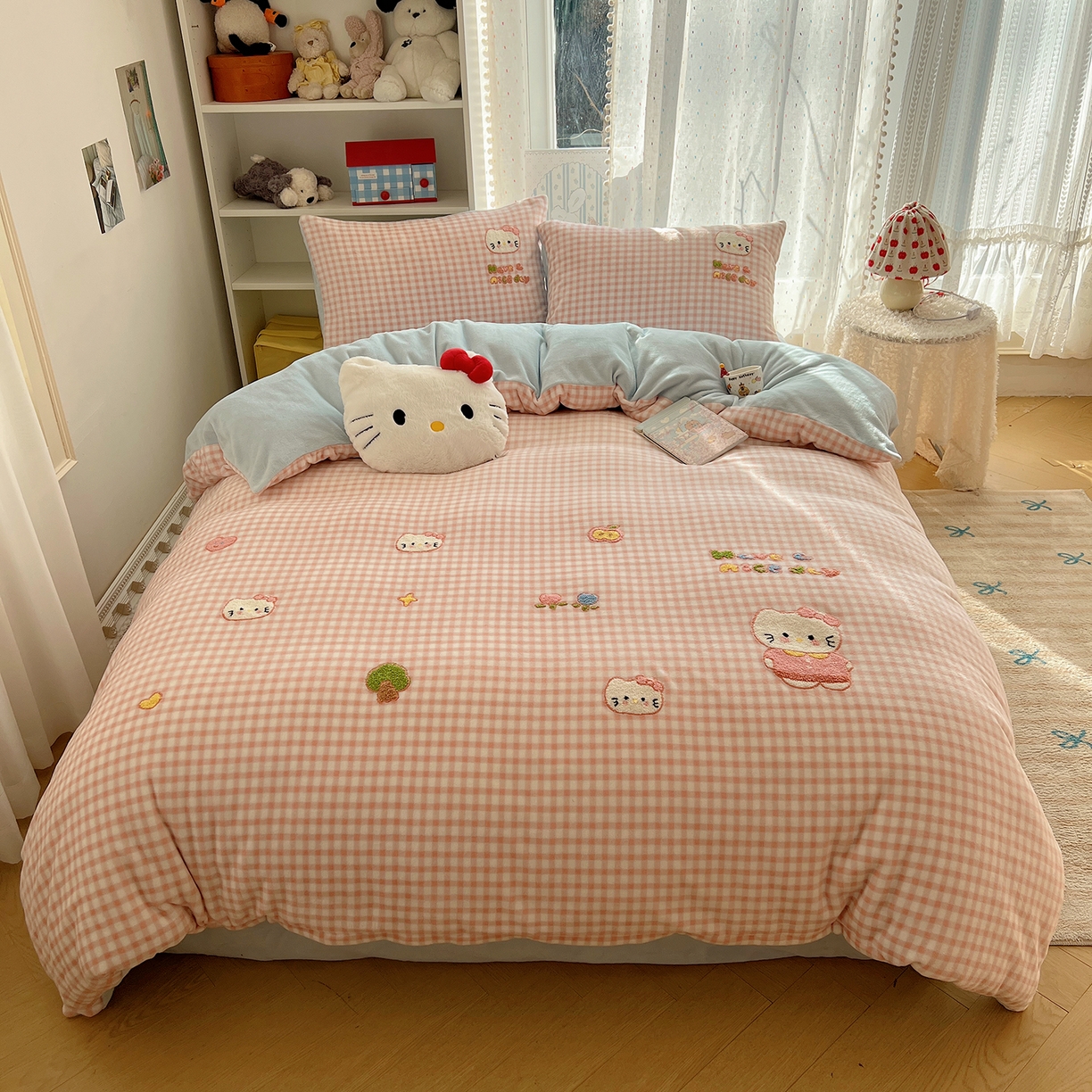 桃子家居 2025新款A类ins毛巾绣少女猫咪可爱格子混搭加厚牛奶绒系列四件套 绒毛巾绣-心愿猫粉蓝