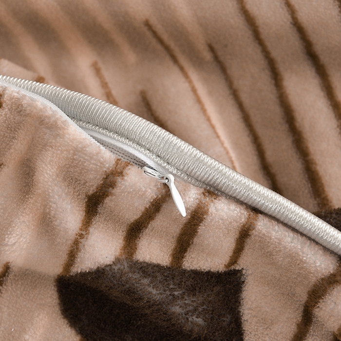 91家纺网 家纺一手货源 找家纺 雅芝蓝 2025新款8-9斤高克重印花牛奶绒四件套保暖绒套件直播爆款 棕心纹