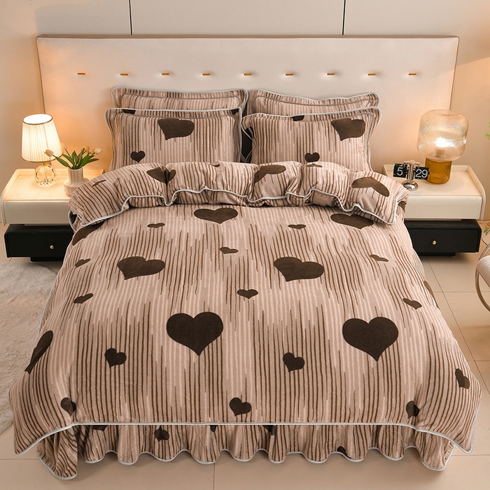 91家纺网 家纺一手货源 找家纺 雅芝蓝 2025新款8-9斤高克重印花牛奶绒四件套保暖绒套件直播爆款 棕心纹