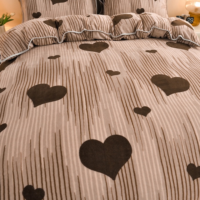 91家纺网 家纺一手货源 找家纺 雅芝蓝 2025新款8-9斤高克重印花牛奶绒四件套保暖绒套件直播爆款 棕心纹