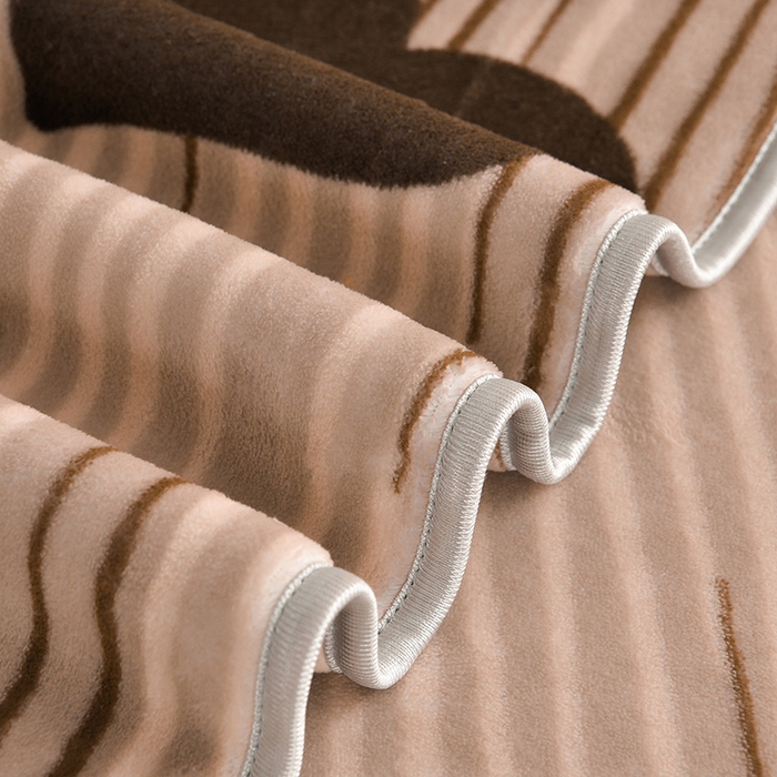 91家纺网 家纺一手货源 找家纺 雅芝蓝 2025新款8-9斤高克重印花牛奶绒四件套保暖绒套件直播爆款 棕心纹