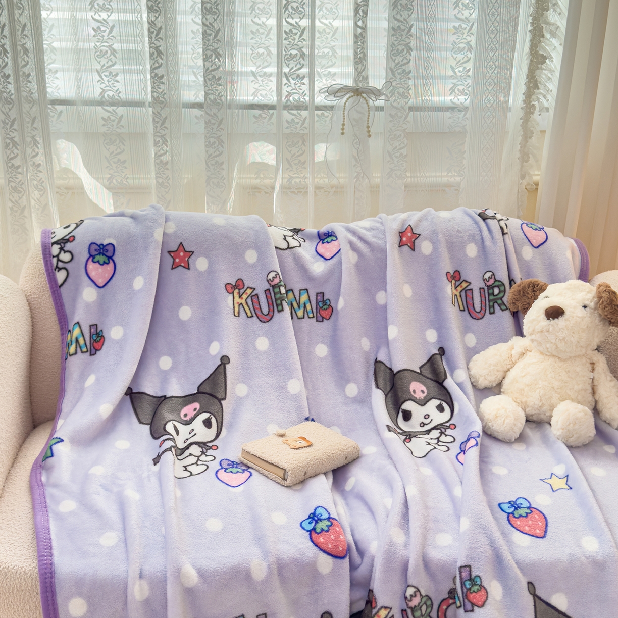 花满路 2025新款亲肤舒适卡通系列毛毯 草莓库洛米