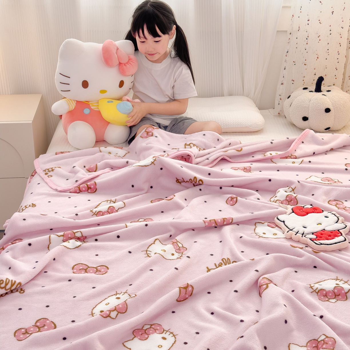 91家纺网 家纺一手货源 找家纺 花满路 2025新款亲肤舒适卡通系列毛毯 点点kt