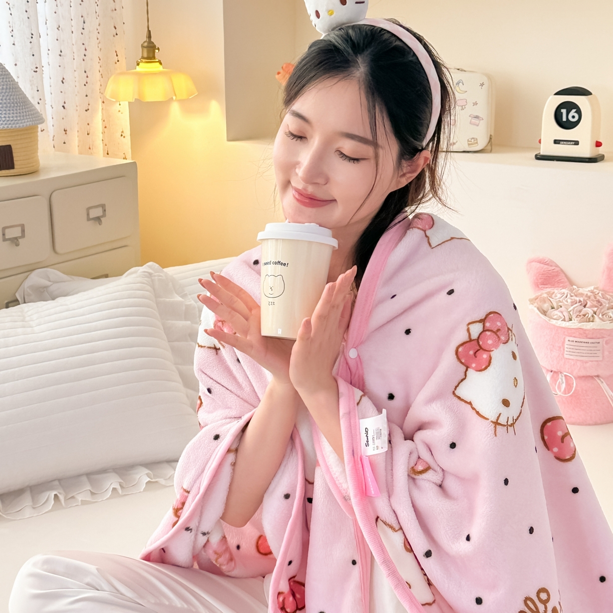 91家纺网 家纺一手货源 找家纺 花满路 2025新款亲肤舒适卡通系列毛毯 点点kt