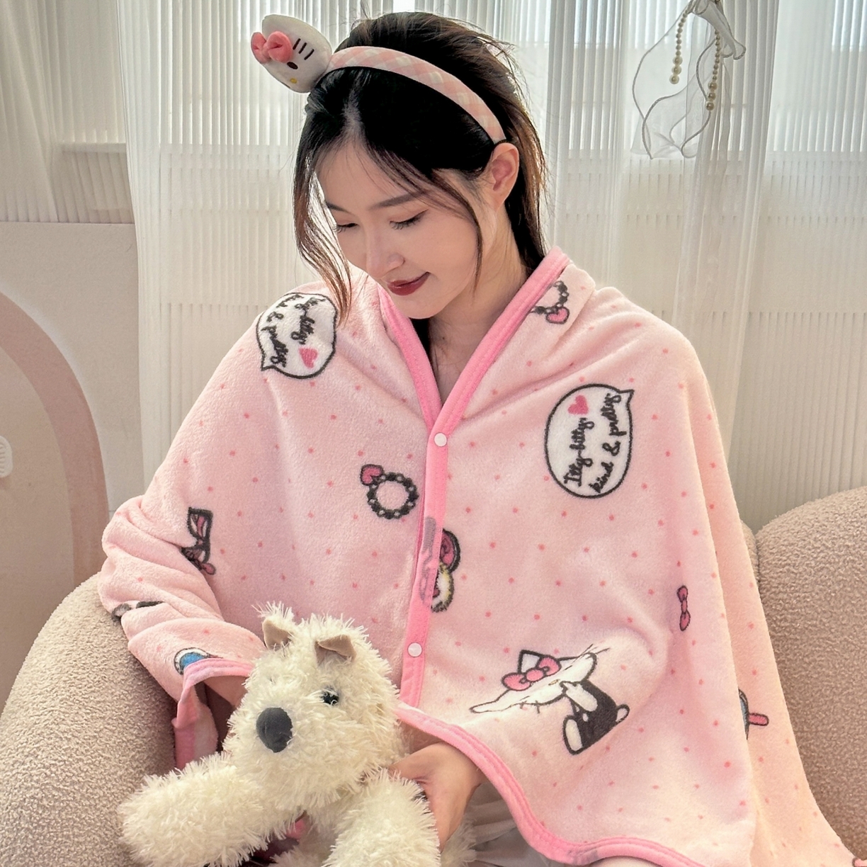 91家纺网 家纺一手货源 找家纺 花满路 2025新款亲肤舒适卡通系列毛毯 粉粉kitty