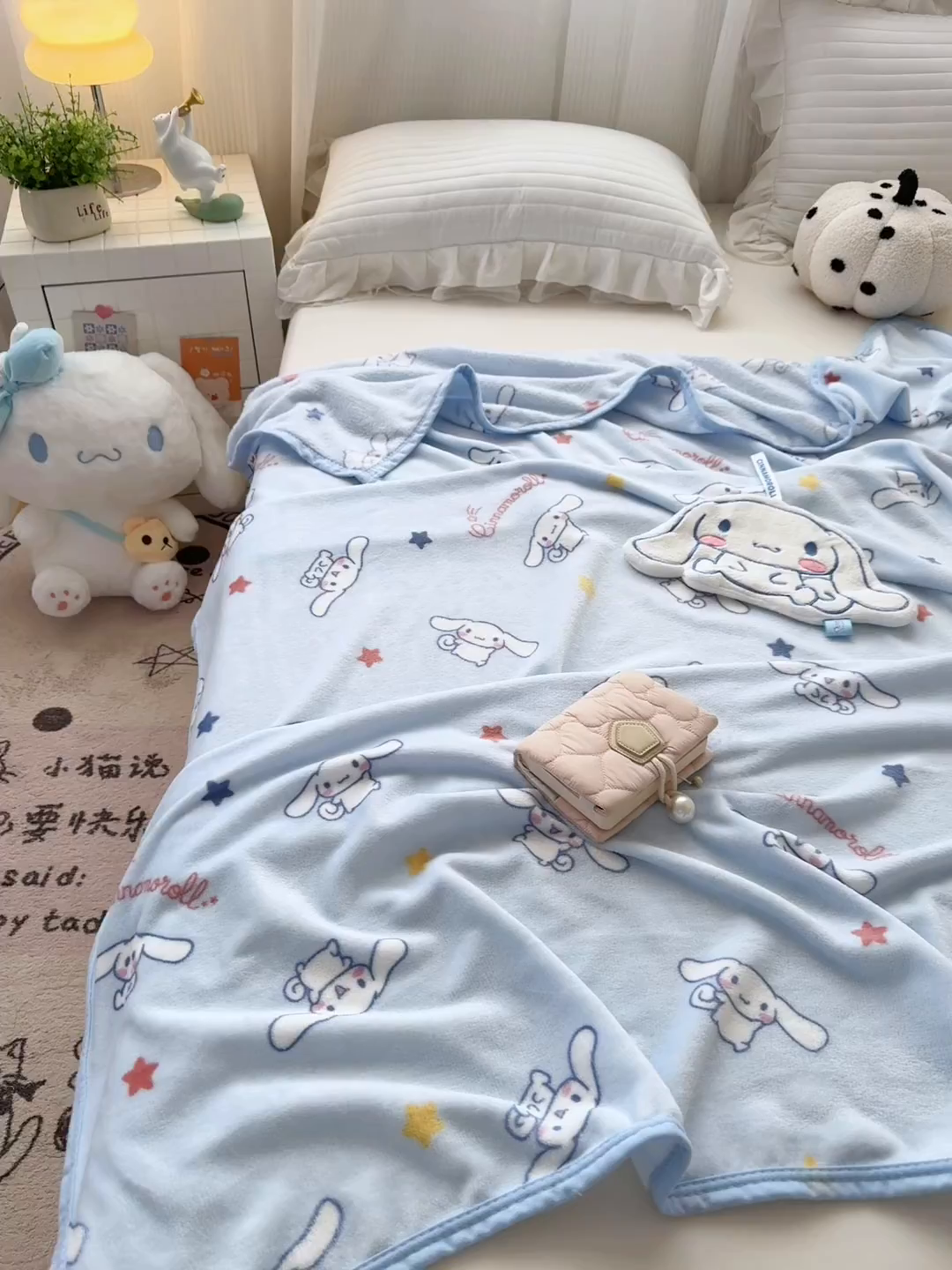 91家纺网 家纺一手货源 找家纺 花满路 2025新款亲肤舒适卡通系列毛毯 乖巧玉桂狗