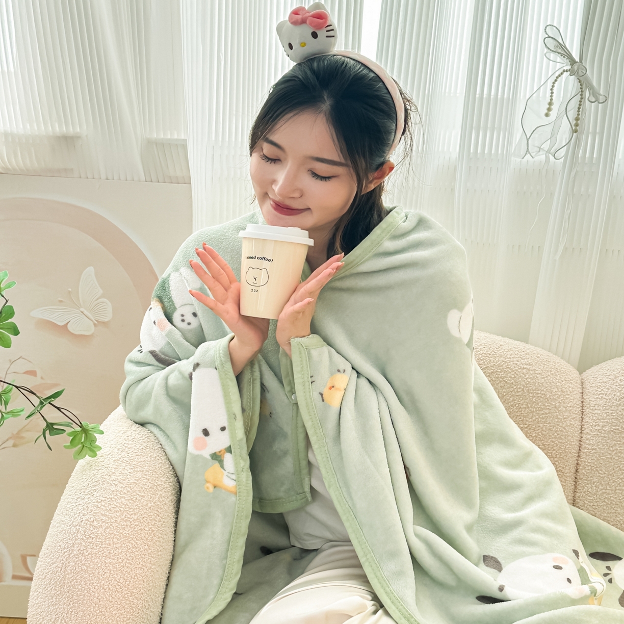 91家纺网 家纺一手货源 找家纺 花满路 2025新款亲肤舒适卡通系列毛毯 滑板卡帕狗