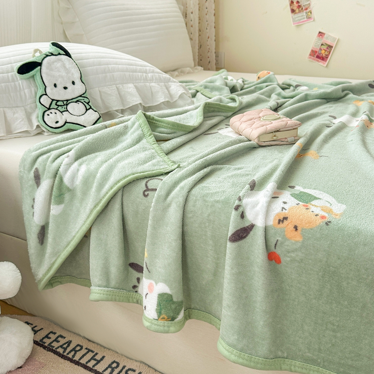 91家纺网 家纺一手货源 找家纺 花满路 2025新款亲肤舒适卡通系列毛毯 滑板卡帕狗