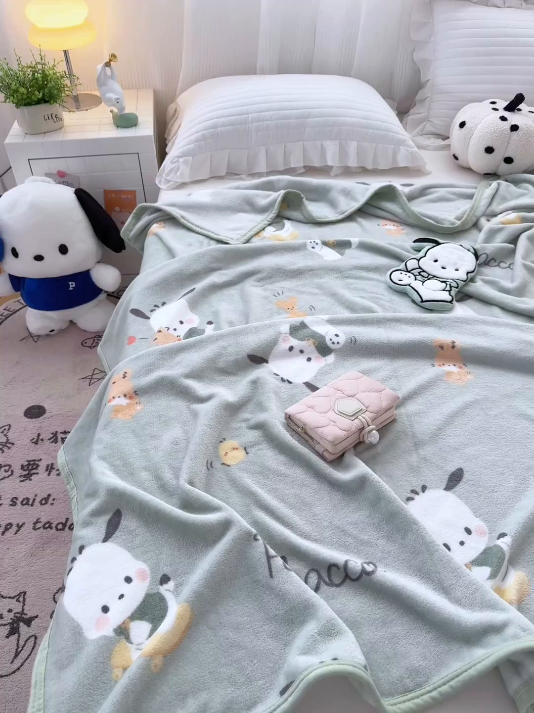 91家纺网 家纺一手货源 找家纺 花满路 2025新款亲肤舒适卡通系列毛毯 滑板卡帕狗