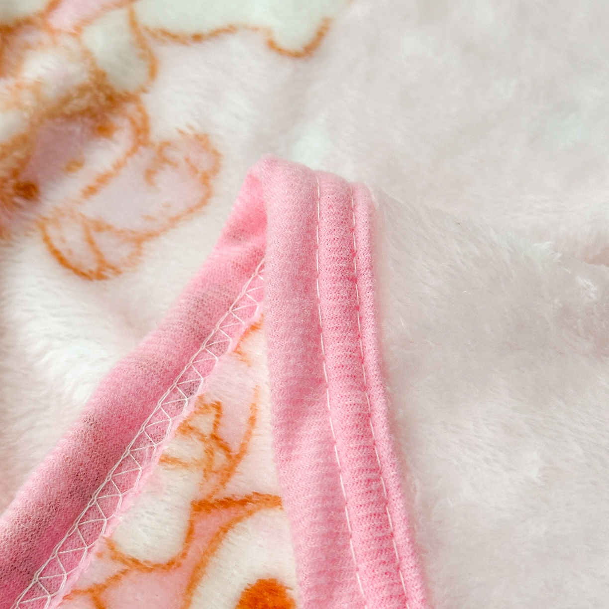 91家纺网 家纺一手货源 找家纺 花满路 2025新款亲肤舒适卡通系列毛毯 可爱美乐蒂