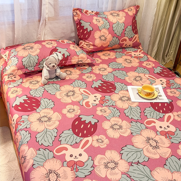 91家纺网 家纺一手货源 找家纺 丝芙妮家居（原乐视家纺） 2025新款全棉磨毛多规格单品床单 草莓兔兔-粉