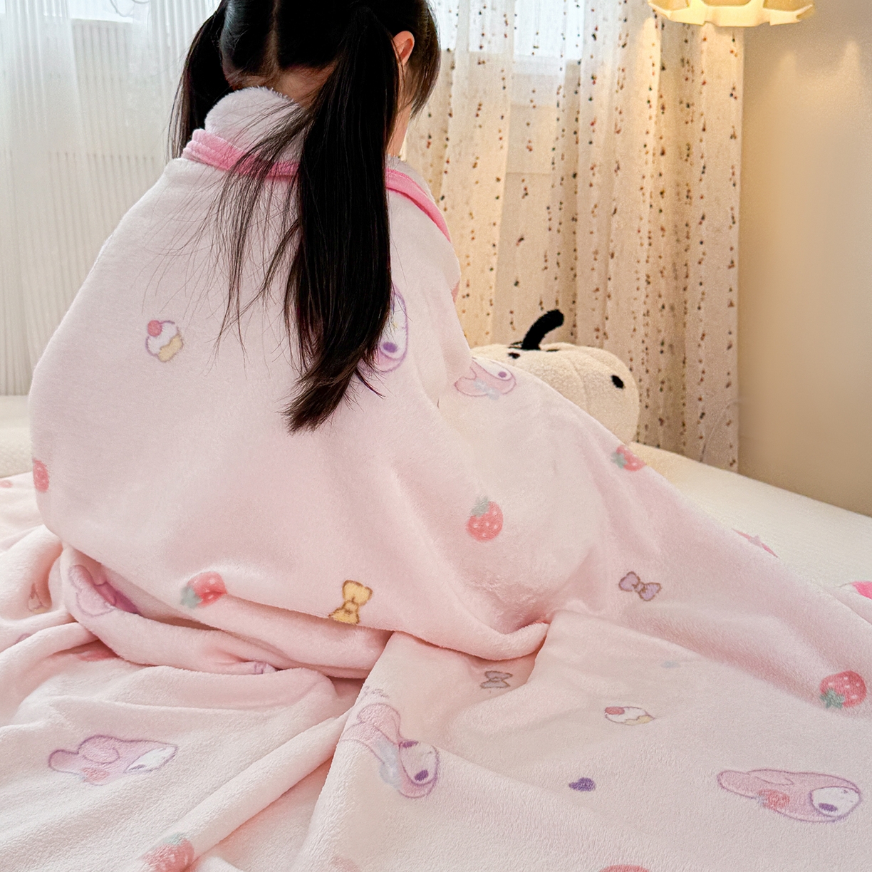 91家纺网 家纺一手货源 找家纺 花满路 2025新款亲肤舒适卡通系列毛毯 甜筒美乐蒂