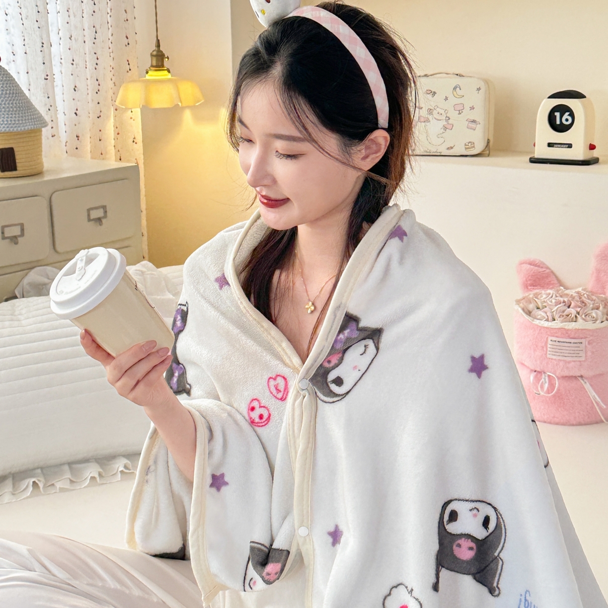 91家纺网 家纺一手货源 找家纺 花满路 2025新款亲肤舒适卡通系列毛毯 小小库洛米