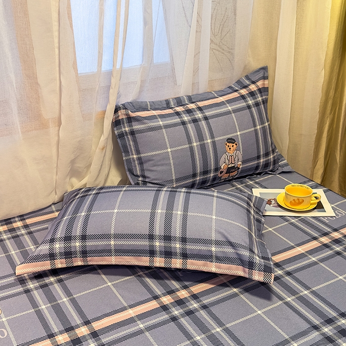 91家纺网 家纺一手货源 找家纺 丝芙妮家居（原乐视家纺） 2025新款全棉磨毛多规格单品床单 维尼小熊-蓝