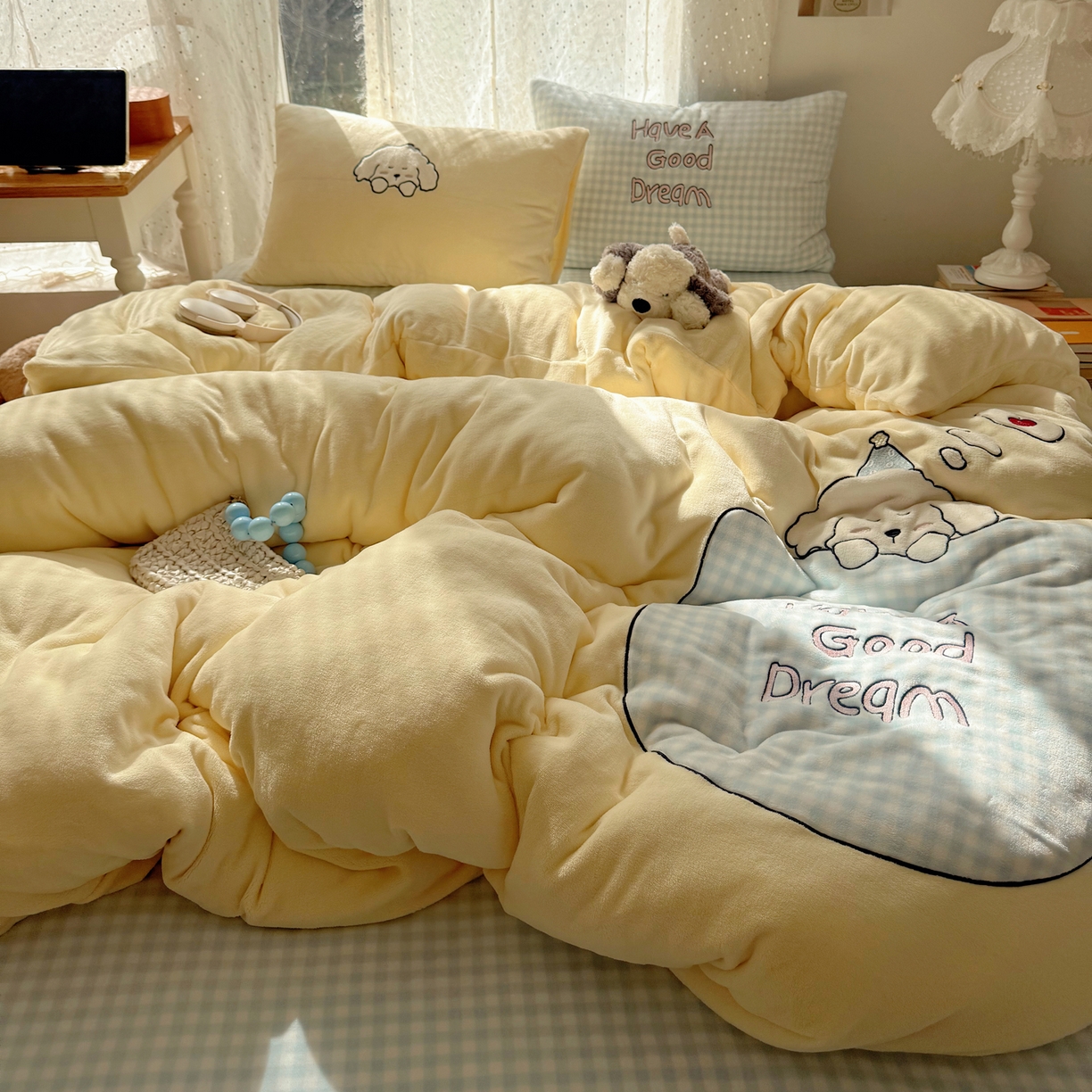 轻奢坊 2025新款牛奶绒ins可爱贴布绣四件套 晚安小狗