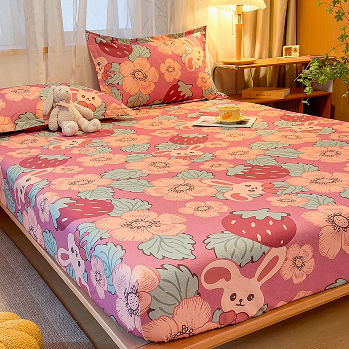 91家纺网 家纺一手货源 找家纺 丝芙妮家居（原乐视家纺） 2025新款全棉磨毛多规格单品床笠 草莓兔兔-粉