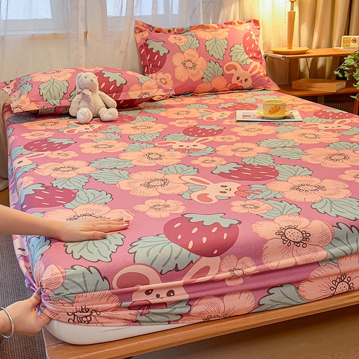 91家纺网 家纺一手货源 找家纺 丝芙妮家居（原乐视家纺） 2025新款全棉磨毛多规格单品床笠 草莓兔兔-粉