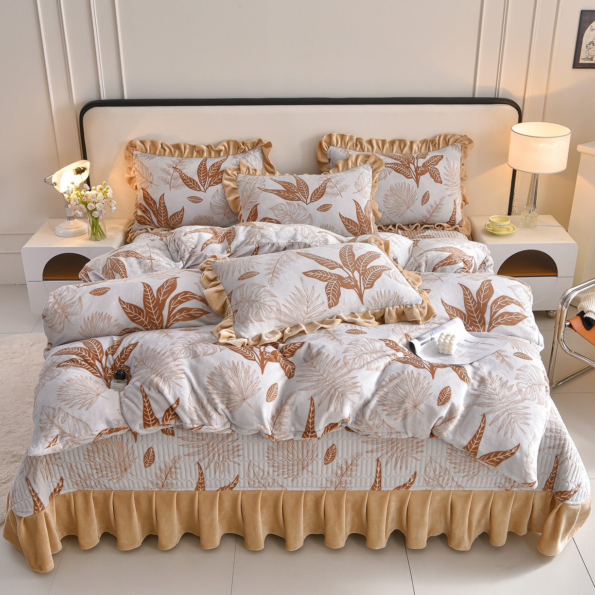 91家纺网 家纺一手货源 找家纺 赫本家纺  2025高克重牛奶绒花边床盖款四件套 麦卡伦