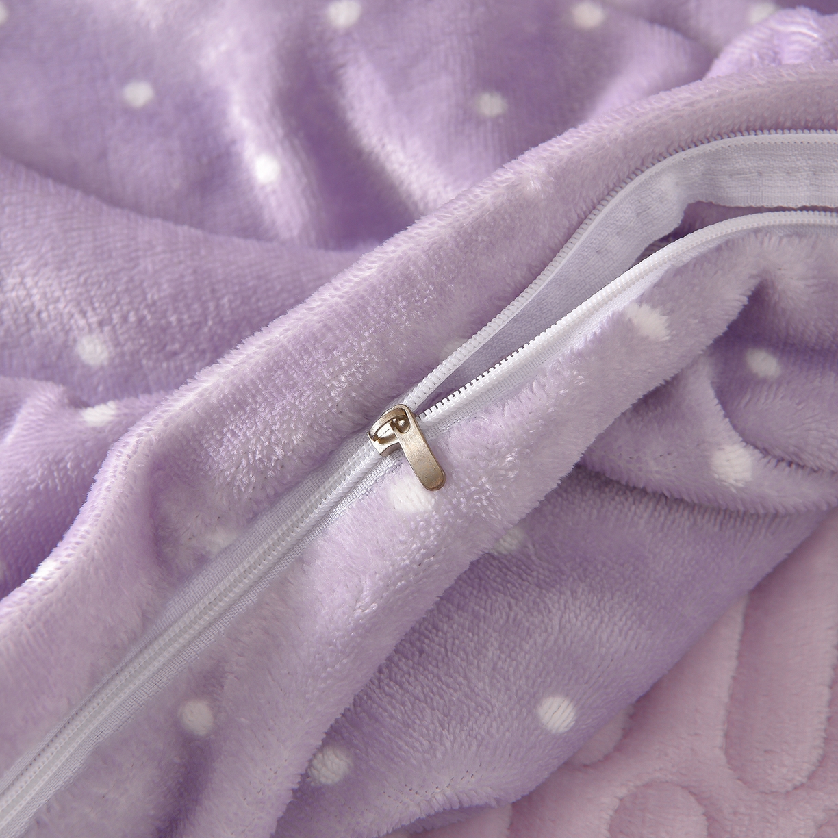 91家纺网 家纺一手货源 找家纺 赫本家纺  2025高克重牛奶绒花边床盖款四件套 欧若拉