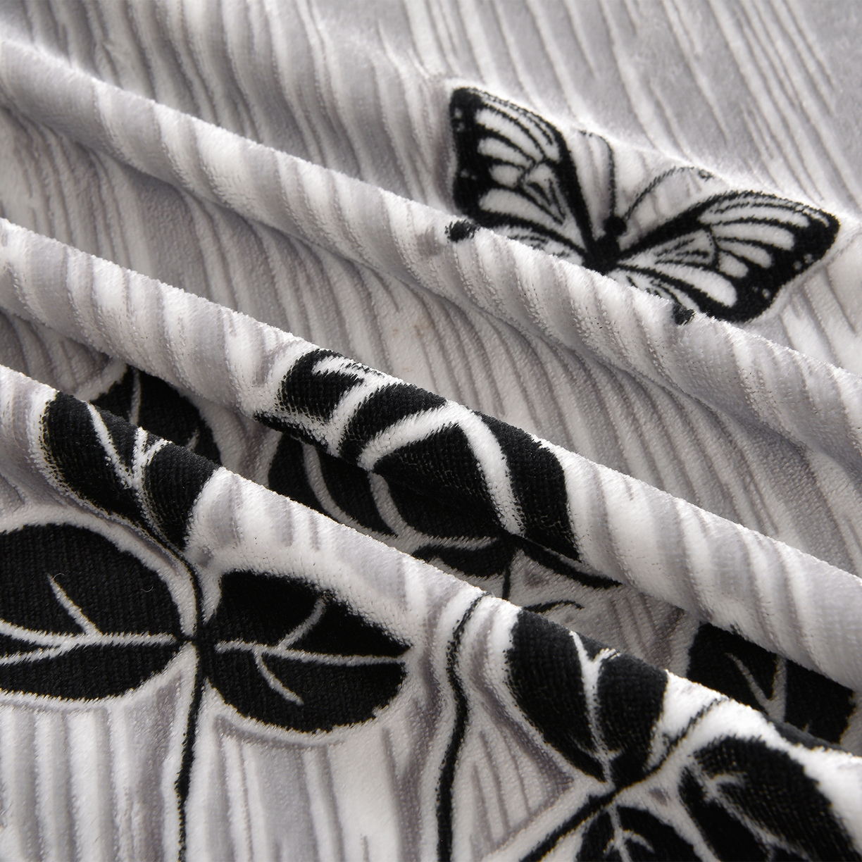 91家纺网 家纺一手货源 找家纺 赫本家纺  2025高克重牛奶绒花边床盖款四件套 约定