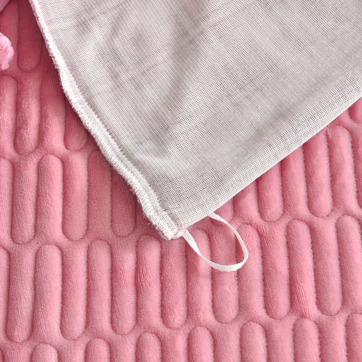 91家纺网 家纺一手货源 找家纺 赫本家纺  2025高克重牛奶绒花边床盖款四件套 云溪