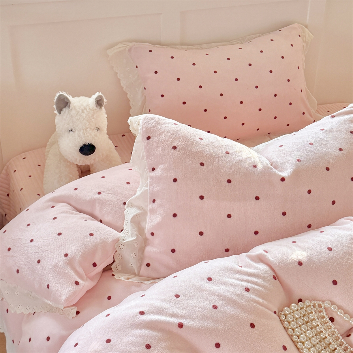 91家纺网 家纺一手货源 找家纺 （总）欧尚 2025新款牛奶绒花边床盖四件套