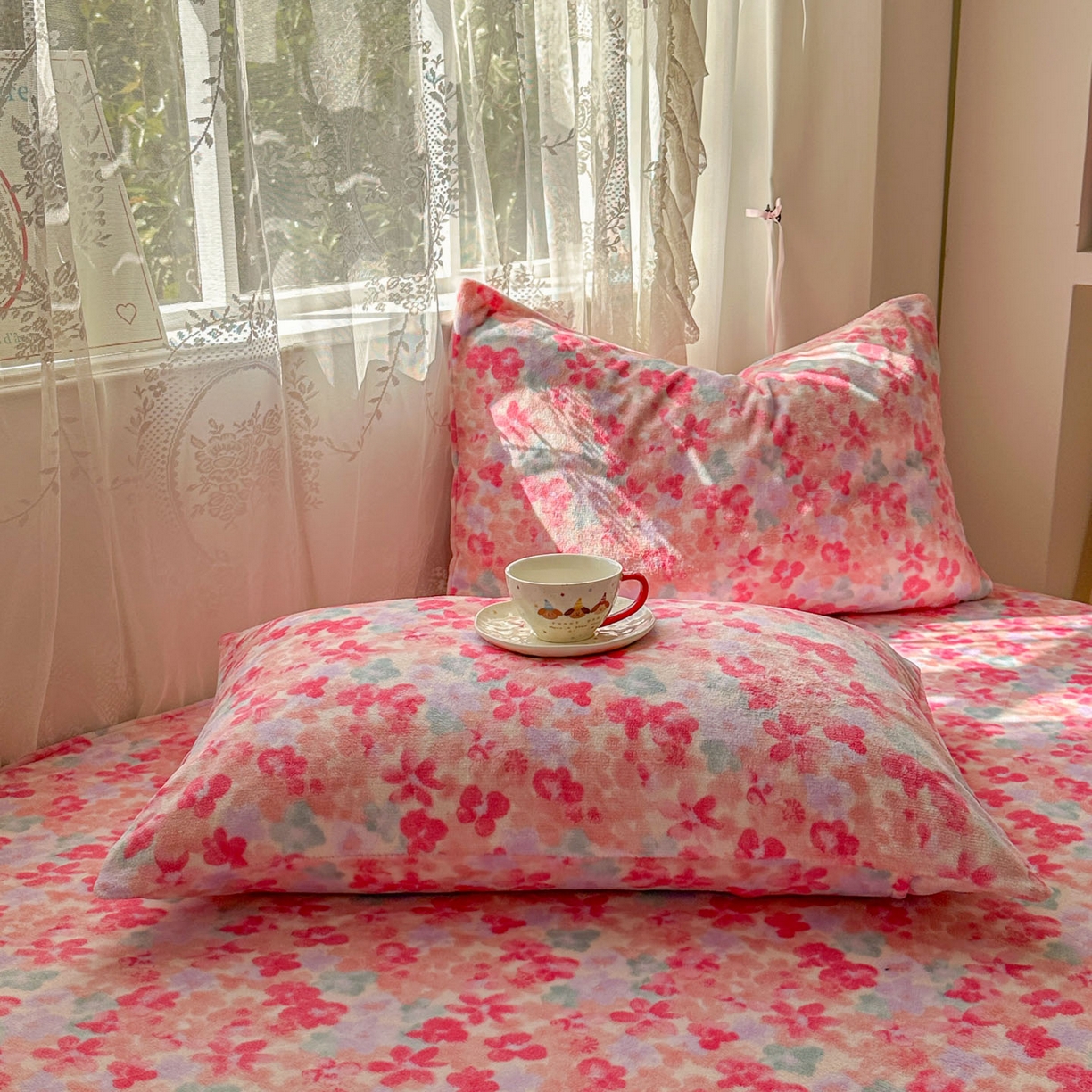 91家纺网 家纺一手货源 找家纺 老K (原美阁） 2025新款蕾丝床裙款牛奶绒三件套单品双层床裙牛奶绒 蕾丝-繁花