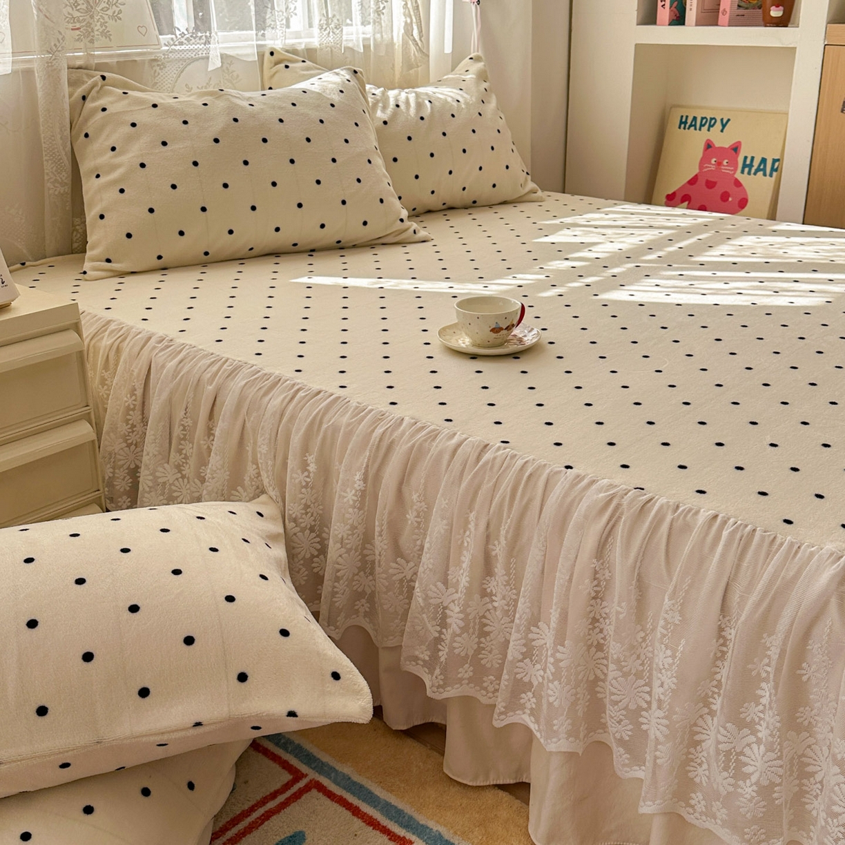 91家纺网 家纺一手货源 找家纺 老K (原美阁） 2025新款蕾丝床裙款牛奶绒三件套单品双层床裙牛奶绒 蕾丝-波点